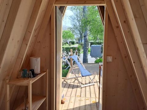 HÉBERGEMENT INSOLITE 2 personnes - CABANE TIPI 2 (sans sanitaire privatif) - 12m² -  1 chambre