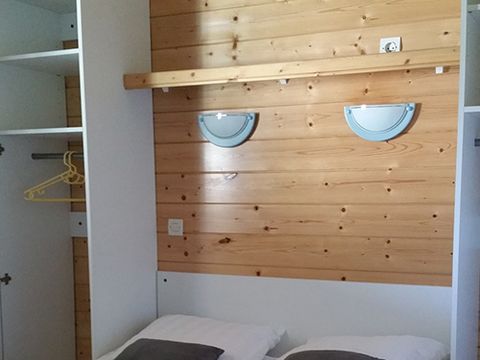 CHALET 5 personnes - Chalet L 'ABEILLE 2 chambres 29m² 2002