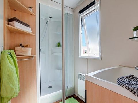 MOBILHOME 4 personnes - Comfort XL | 2 Ch. | 4 Pers. | Terrasse surélevée | TV