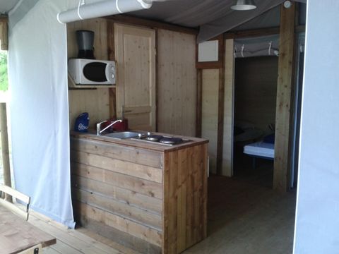 TENTE TOILE ET BOIS 4 personnes - Cabane Lodge sur Pilotis Standard