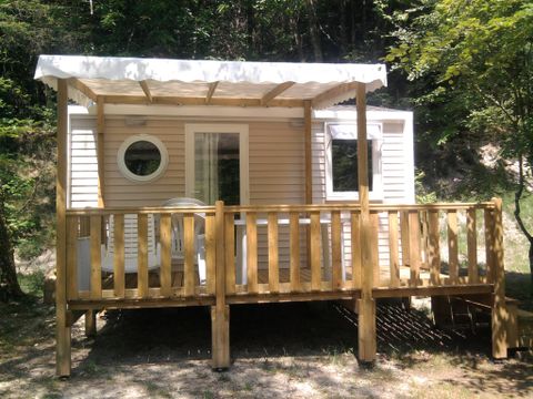 MOBILHOME 2 personnes - Mobil-home Confort 18m² (1 chambre) + TV + terrasse semi couverte 2 pers.