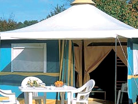Bungalow toilé 4 personnes - SANS SANITAIRES