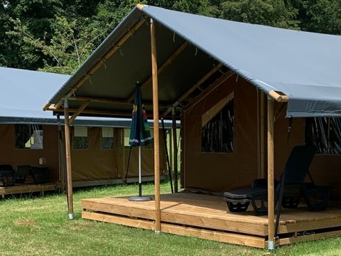 Tente en toile et en bois 6 personnes - Lodgetent, type SL+
