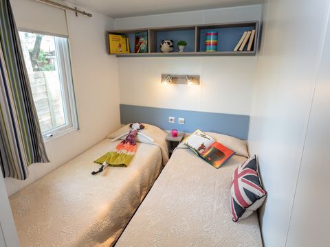 MOBILHOME 6 personnes - Comfort | 3 Ch. | 6 Pers. | Terrasse surélevée | Clim. | TV