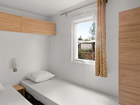 MOBILHOME 6 personnes - Comfort | 3 Ch. | 6 Pers. | Terrasse surélevée | Clim. | TV