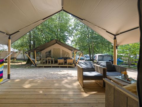 TENTE TOILE ET BOIS 4 personnes - Park Umag - Tente Safari Confort + climatisation