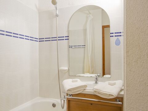 APPARTEMENT 5 personnes - (max. 3 adultes) Val d'Isère