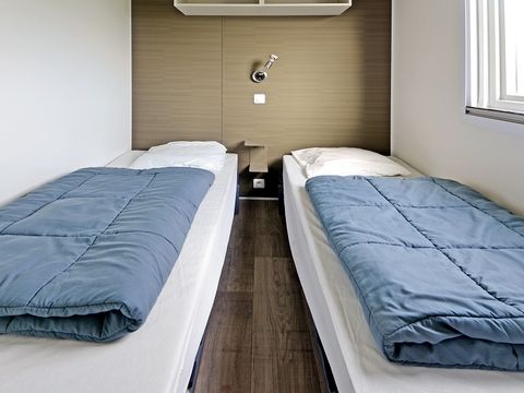 MOBILHOME 6 personnes - TV