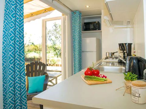 MOBILHOME 8 personnes - Mobil-home | Premium | 3 Ch. | 6/8 Pers. | Terrasse Couverte | Clim.