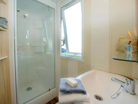MOBILHOME 4 personnes - Classic | 2 Ch. | 4 Pers. | Terrasse surélevée | Clim.