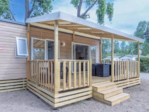 MOBILHOME 6 personnes - Mobil-home | Premium | 3 Ch. | 6 Pers. | Terrasse surélevée | 2 SDB | Clim. | TV