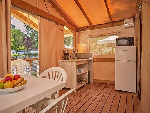TENTE TOILE ET BOIS 4 personnes - Tente Super Lodge | Comfort | 2 Ch. | 4 Pers. | Sans SDB
