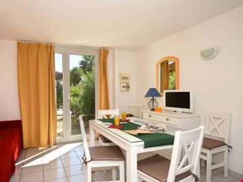 APPARTEMENT 5 personnes - (max. 4 adultes) Le Grand Bleu Vendres Plage/Valras