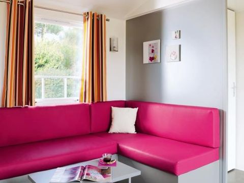 Mobilhome 4 personnes - Bois - CONFORT 29m² - 2 chambres - Terrasse - TV - Quartier piéton - Nespresso