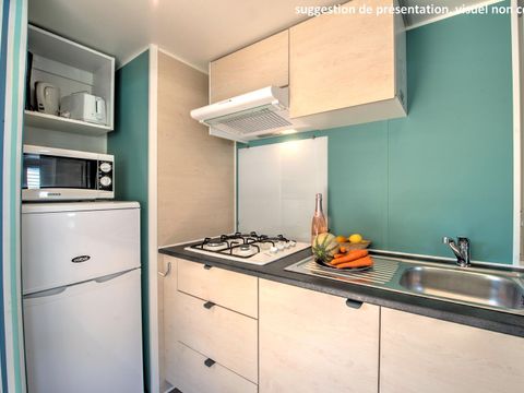 Mobilhome 6 personnes - CONFORT 35m² - 3 chambres - CLIM - Terrasse semi-couverte - TV - Lave-vaisselle