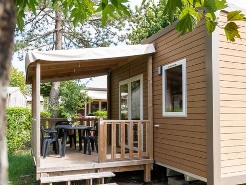 Mobilhome 2 personnes - Mobil home Confort 18m² - 1 chambre + terrasse couverte + TV 2 pers