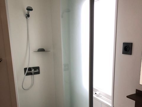 MOBILHOME 5 personnes - CONFORT