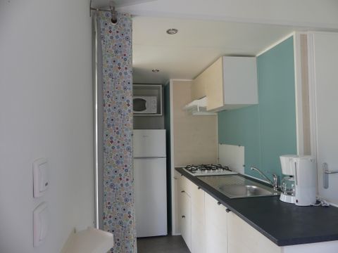 Mobilhome 5 personnes - Mobil home Confort 27m² - 2 chambres + terrasse semi-couverte + TV 2/5 pers