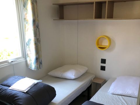 MOBILHOME 5 personnes - Mobil home Confort 27m² - 2 chambres + terrasse semi-couverte + TV 2/5 pers