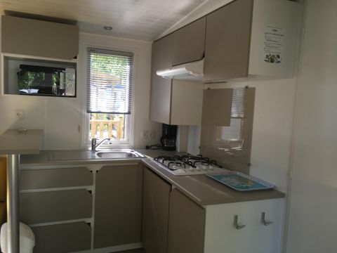 MOBILHOME 6 personnes - Homeflower Premium 31m² - 3 chambres + terrasse semi-couverte + lave-vaisselle + TV 6 pers