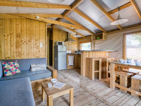 Lodge 5 personnes - Sweetflower Lodge Premium 32m² - 2 chambres + terrasse couverte +TV 4/5 pers