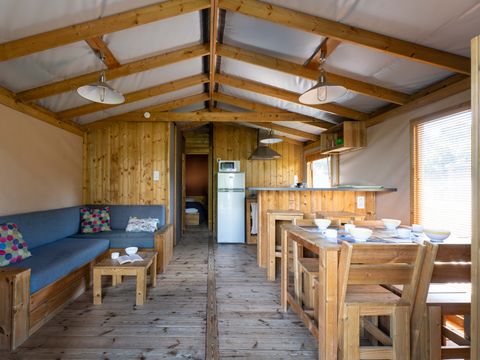 Lodge 5 personnes - Sweetflower Lodge Premium 32m² - 2 chambres + terrasse couverte +TV 4/5 pers