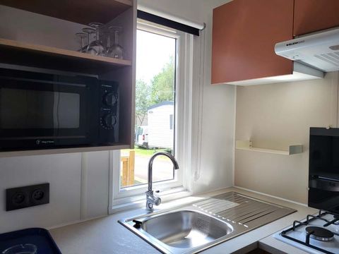 MOBILHOME 6 personnes - Mobil-home Premium 29m² - 3 chambres - terrasse semi-couverte + lave-vaisselle - TV 6 pers