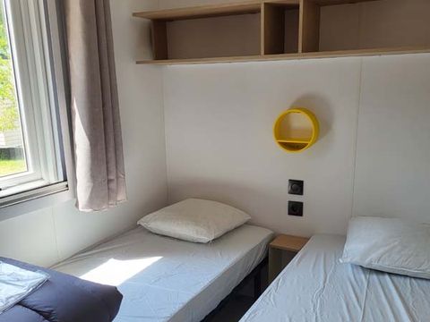 MOBILHOME 6 personnes - Mobil-home Premium 29m² - 3 chambres - terrasse semi-couverte + lave-vaisselle - TV 6 pers