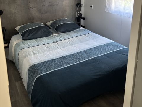 Mobilhome 8 personnes - Premium 42m² - 4 chambres + lave vaisselle + 2 salles de bain + terrasse couverte