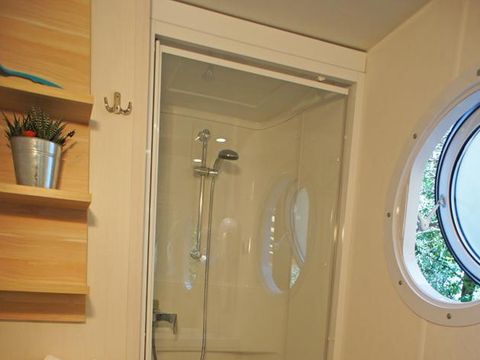 MOBILHOME 6 personnes - Mobil-Home LAVANDE Confort 29m² (2 chambres) - terrasse couverte 16m² - TV + Climatisation 4/6 pers