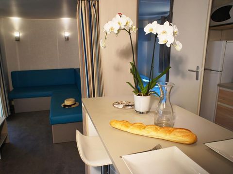 MOBILHOME 6 personnes - Mobil-Home LAVANDE Confort 29m² (2 chambres) - terrasse couverte 16m² - TV + Climatisation 4/6 pers