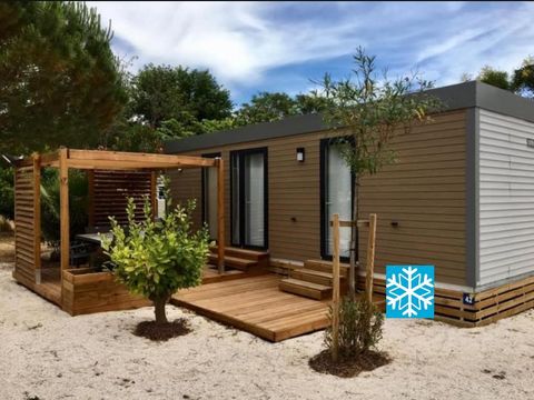 MOBILHOME 4 personnes - Mobil-home ORANGER Premium 33m2 (2 chambres) terrasse couverte 19m2- 2 SDB + LV + TV + Climatisation 1/5 pers