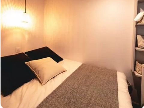 TENTE TOILE ET BOIS 4 personnes - Ecrin Cocoon Insolite 16m² (sans sanitaires) 2 chambres + Terrasse couverte 14 m²+ TV + Coin Cuisine 4 pers