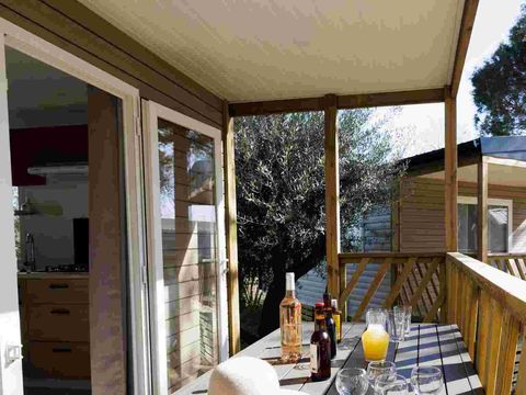 MOBILHOME 4 personnes - Mobil-Home HIBISCUS Premium 32m² (2 chambres) - terrasse couverte 8 m² - TV - LV - Climatisation 4 pers