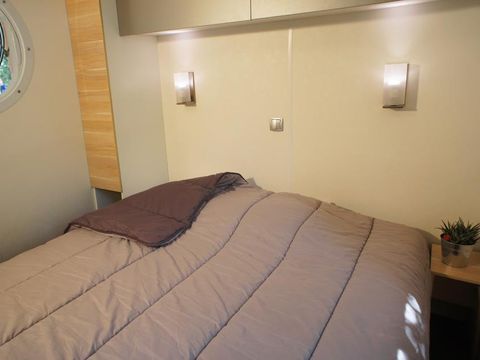 MOBILHOME 4 personnes - Mobil-Home OLIVIER Confort 29m² (2 chambres) - terrasse 9 m²+ TV + Climatisation 4 pers
