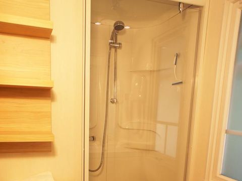 MOBILHOME 4 personnes - Mobil-Home OLIVIER Confort 29m² (2 chambres) - terrasse 9 m²+ TV + Climatisation 4 pers