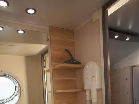 MOBILHOME 6 personnes - Mobil-home CYPRES Confort 29m² (3 chambres) - terrasse couverte 16 m² - TV + Climatisation 6 pers