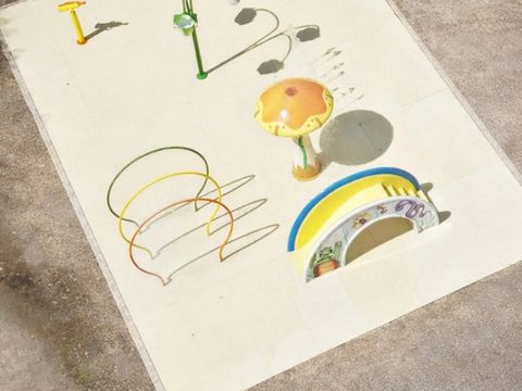 Flower Camping Le Mas de Mourgues - Camping Gard - Image N°29