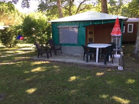 BUNGALOW TOILÉ 4 personnes - CARAIBE, sans sanitaires