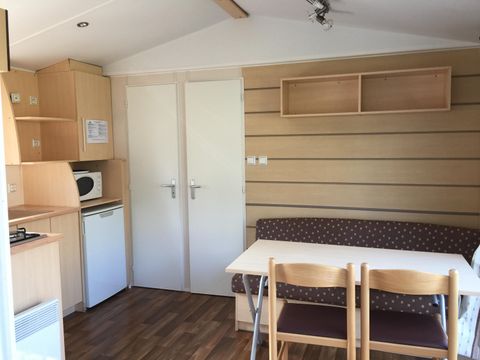 MOBILHOME 4 personnes - MH2 MONTANA, avec sanitaires