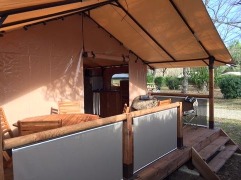Tente en toile et en bois 5 personnes - VICTORIA, sans sanitaires