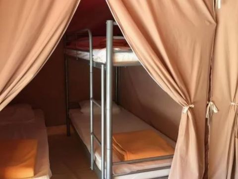 TENTE TOILE ET BOIS 5 personnes - CANADA D, sans sanitaires
