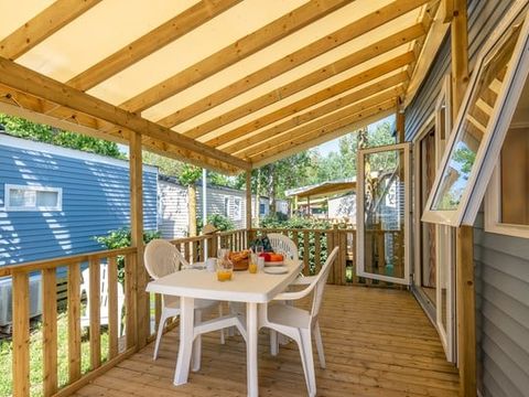 MOBILHOME 4 personnes - Comfort | 2 Ch. | 4 Pers. | Terrasse surélevée | Clim.