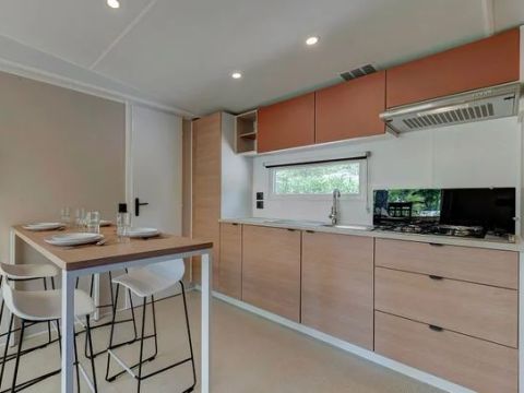 MOBILHOME 4 personnes - Comfort | 2 Ch. | 4 Pers. | Terrasse surélevée | Clim.