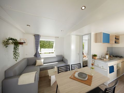 MOBILHOME 4 personnes - Family Luxe Premium Jacuzzi - Climatisation - TV