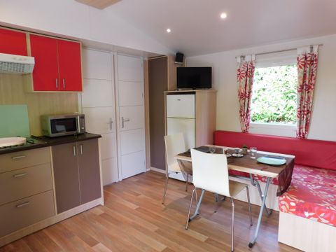 MOBILHOME 5 personnes - CONFORT + clim et télé