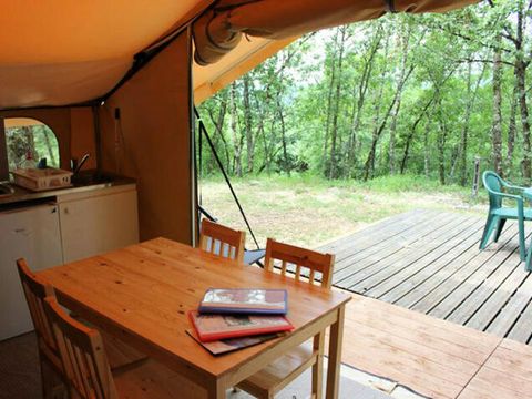 TENTE TOILE ET BOIS 5 personnes - LODGE CONFORT