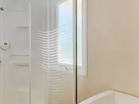 MOBILHOME 6 personnes - Cottage Confort 4 Pièces 6 Personnes Climatisé + TV