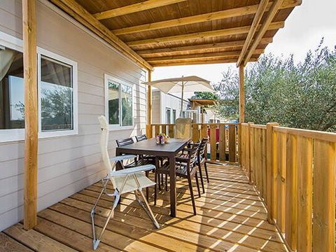 MOBILHOME 6 personnes - Mobil-home | Comfort | 2 Ch. | 4/6 Pers. | Terrasse surélevée | Clim.