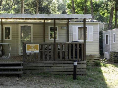 MOBILHOME 6 personnes - Comfort | 2 Ch. | 4/6 Pers. | Terrasse surélevée | 1 SDB | Clim. | TV